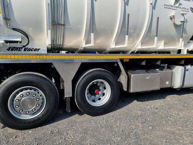 Scania Larsen 4 VAC Ładowarka próżniowa ssąco-nadmuchowa koparka ssąca substancje sypkie odkurzacz