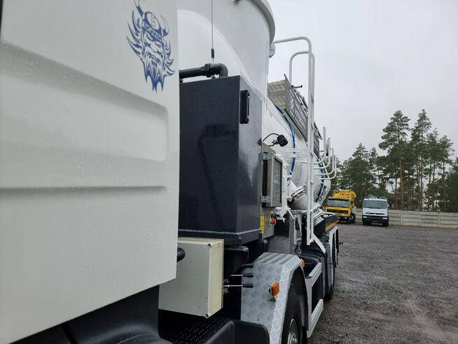 Scania Ładowarka próżniowa ssąco-nadmuchowa Naaktgeboren Vacum Koparka ssąca Vacu-press 8000 wuko Sa