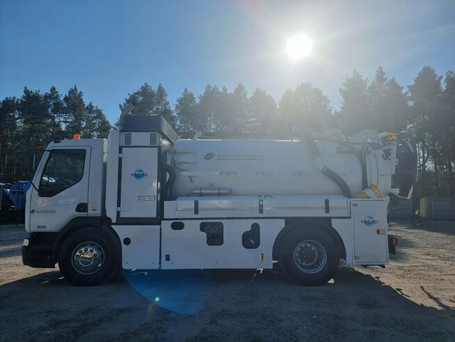 Renault 4x2 WUKO RIVARD do zbierania odpadów płynnych WUKO asenizacyjny separator beczka odpady czys