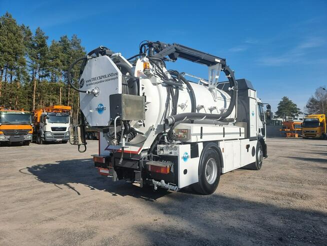 Renault 4x2 WUKO RIVARD do zbierania odpadów płynnych WUKO asenizacyjny separator beczka odpady czys