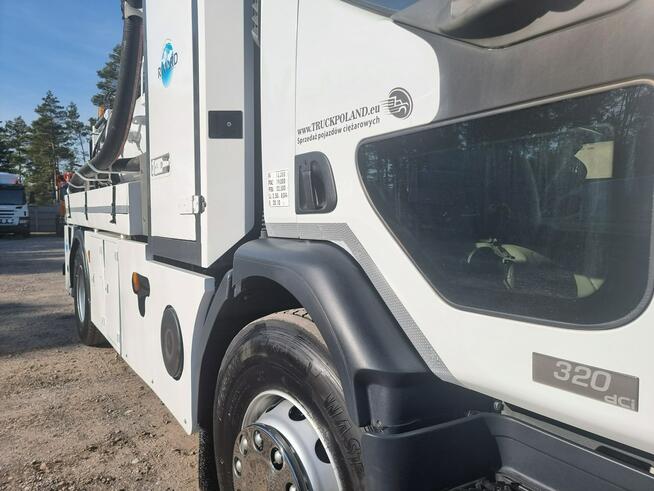 Renault 4x2 WUKO RIVARD do zbierania odpadów płynnych WUKO asenizacyjny separator beczka odpady czys