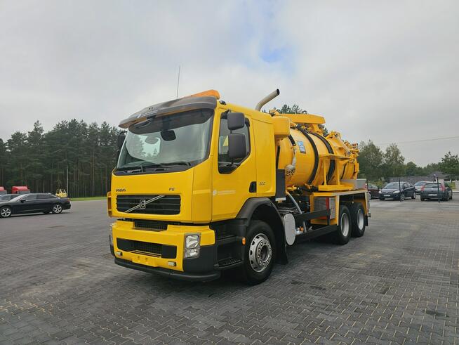 Volvo WHALE 6x4 2012 WUKO do zbierania odpadów płynnych WUKO asenizacyjny separator beczka odpady cz