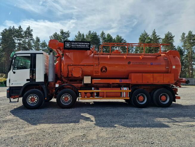 Mercedes Ładowarka próżniowa ssąco-nadmuchowa Naaktgeboren Vacu-press koparka ssąca substancje sypki