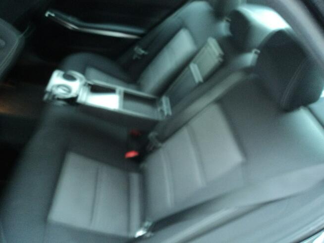 sprzedam ładnego MERCEDESA E 3.0 V6 259 KM 4MATIC