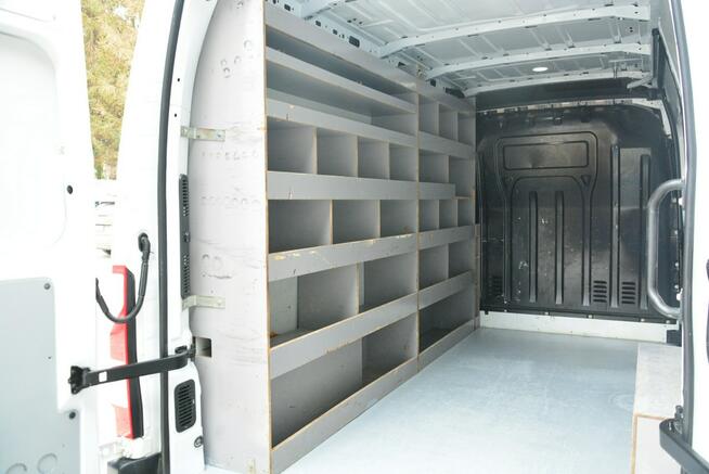 Renault Master sredniak L2H2 3 osobowy lift pełna opcja