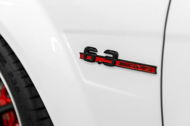 Mercedes C 63 AMG Performance Limited Edition 1 of 20. Bezwypadkowy.