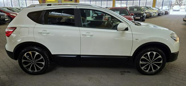 Nissan Qashqai ZOBACZ OPIS !! W podanej cenie roczna gwarancja