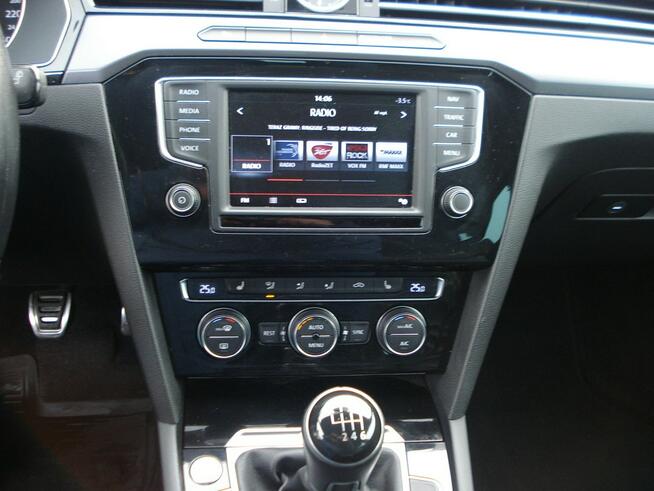 Volkswagen Passat R-Line.Oszczędny.