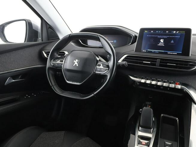 Peugeot 3008 PHEV automat półskóra virtual cocpit navi klima auto kamera i czujniki