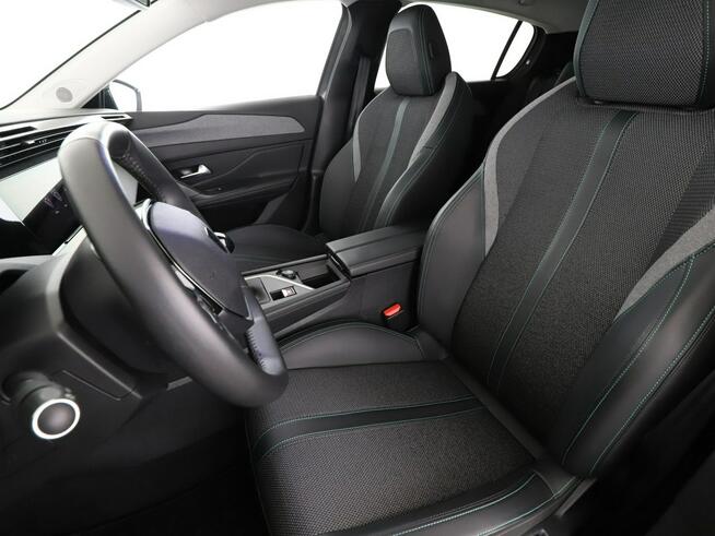 Peugeot 308 full LED virtual cocpit navi kamera i czujniki parkowania