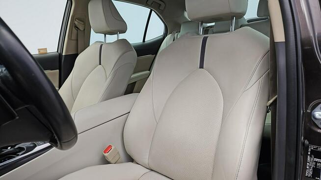 Toyota Camry Hybrid Executive CVT ! Z Polskiego Salonu ! Faktura Vat !