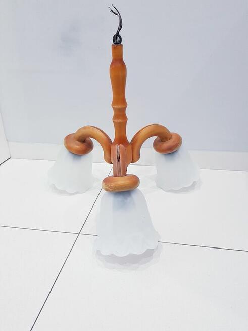 Stary drewniany żyrandol J.Zaranek z defektem