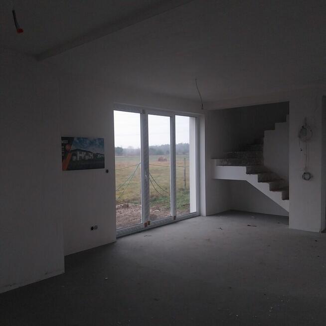 Dom na Rembelszczyźnie w pięknym otoczeniu natury