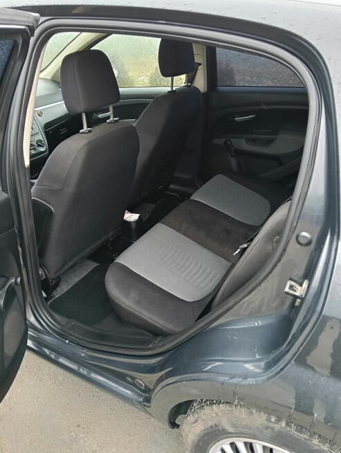 Sprzedam ekonomiczne auto