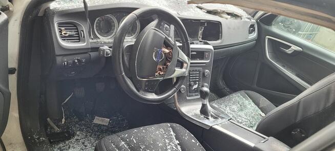 Volvo V60 2011 163KM 2.0 Diesel Uszkodzony