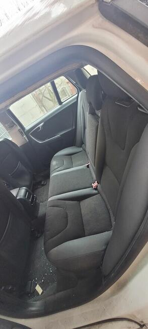 Volvo V60 2011 163KM 2.0 Diesel Uszkodzony