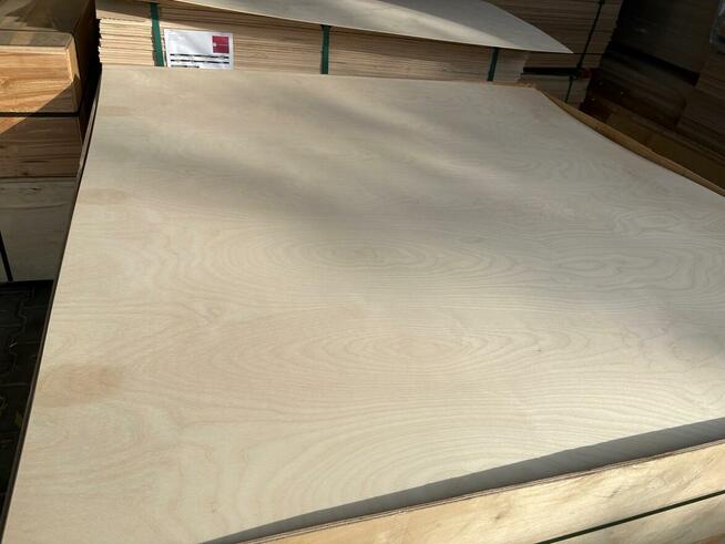 Sklejka / 3mm / 1525x1525mm / 2/2 INTERIOL !