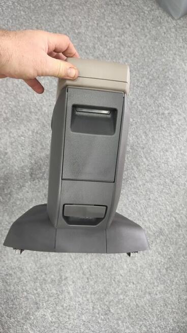 Stolik samochody VW Multibank T7