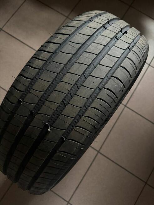Sprzedam nowy komplet opon MICHELIN 195/55 R 16