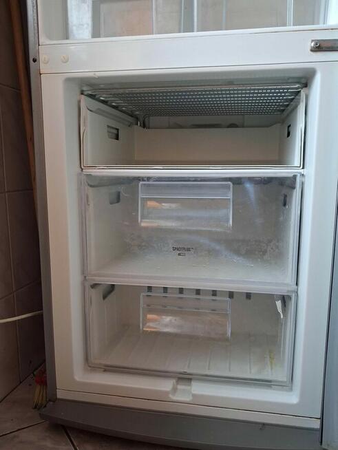 Sprzedam lodówkę