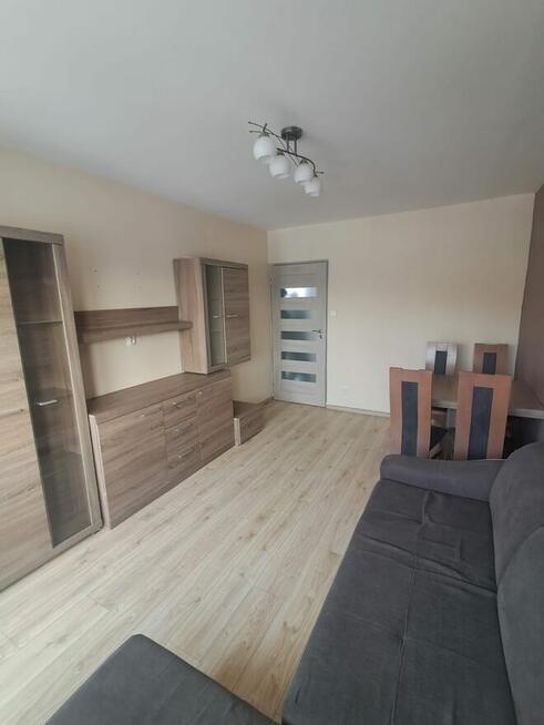 Mieszkanie o powierzchni 38m2, balkon, II piętro, Os.Asnyka