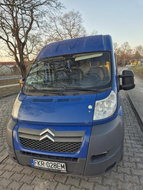 Bus