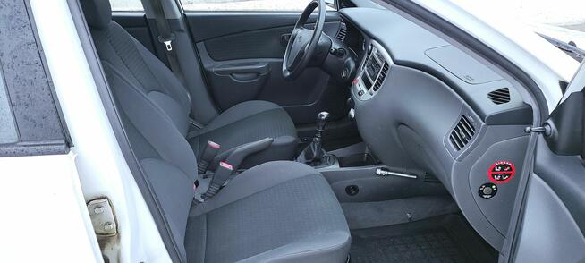 Kia Rio 1.4 Benz.97 KM. Klima.128 tys. sprawna.