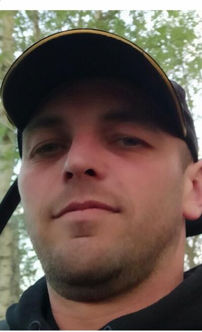 38 lat na dyskretne spotkania