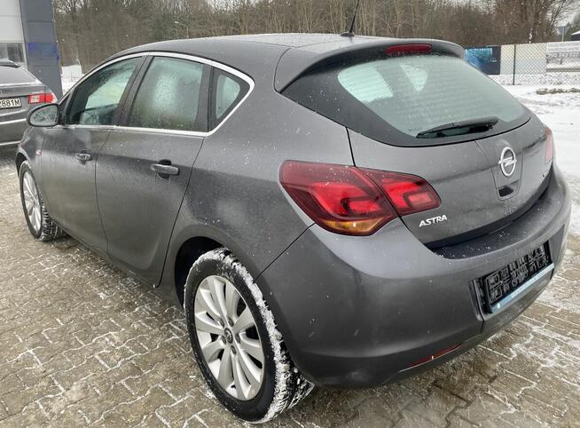 Opel Astra J Cosmo Bezwypadkowa Serwis w ASO FLEXFIX ROWER