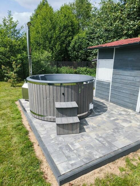 Balia ogrodowa z hydromasażem