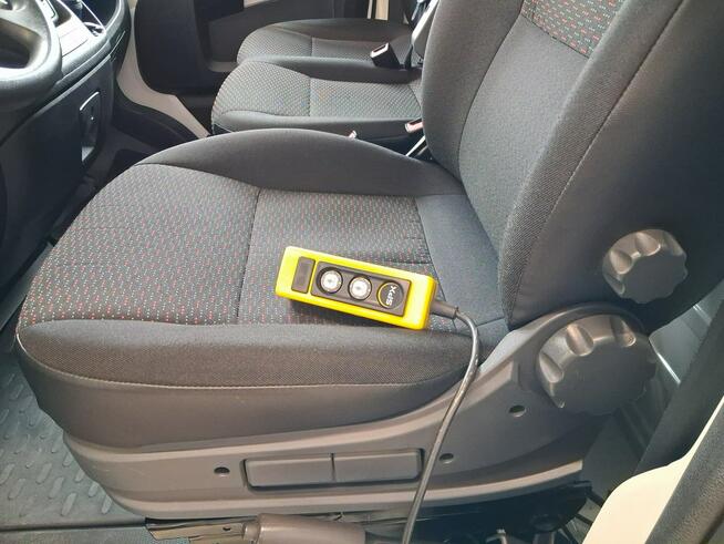 Opel Movano Wywrotka 2.2CDTI 140KM M6 2023 r., hak, 3-osobowy, klimatyzacja