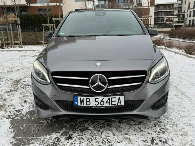 Mercedes B 250 B250 4-Matic 211kM! Pakiet NIght! Panorama ! Harman/Kardon! LED !