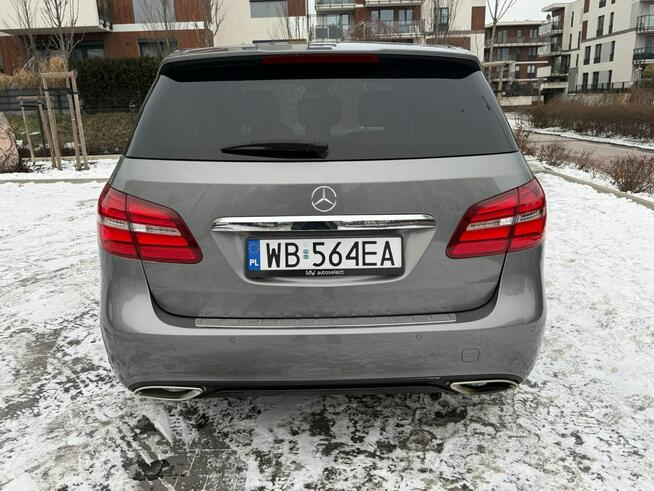 Mercedes B 250 B250 4-Matic 211kM! Pakiet NIght! Panorama ! Harman/Kardon! LED !