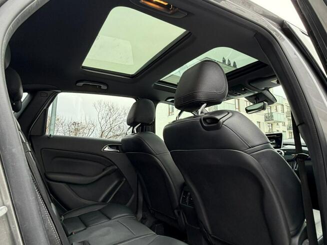 Mercedes B 250 B250 4-Matic 211kM! Pakiet NIght! Panorama ! Harman/Kardon! LED !