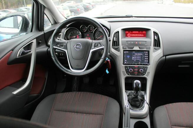 Opel Astra 1.4 Ecotec. Klima. Kamera.