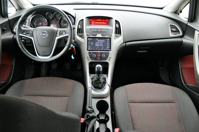 Opel Astra 1.4 Ecotec. Klima. Kamera.