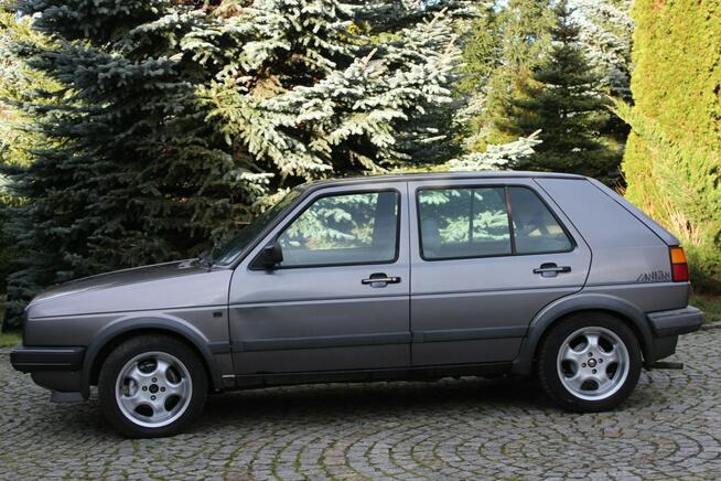 Volkswagen Golf II 1.6 Benzyna 5 drzwi Oldtimer 1988