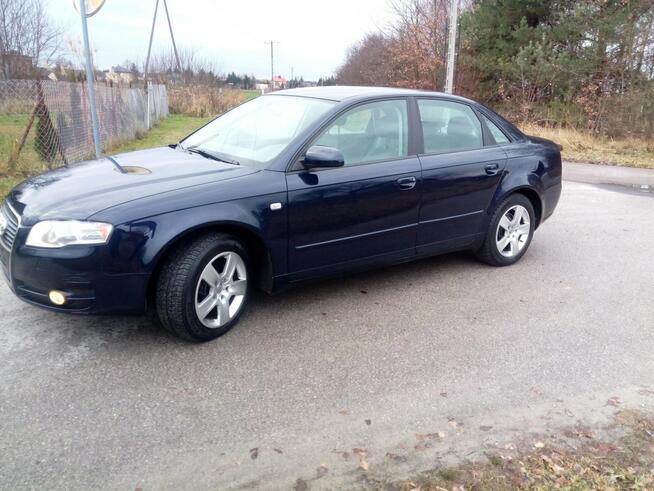 Śliczna Audi A4B7 2.0 b+ gaz