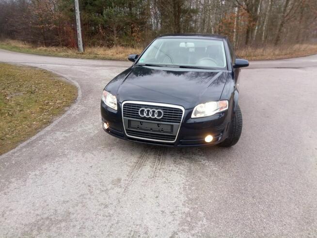 Śliczna Audi A4B7 2.0 b+ gaz