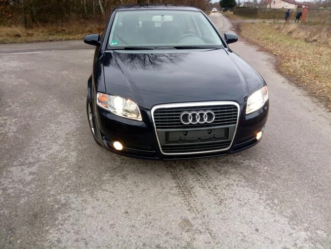 Śliczna Audi A4B7 2.0 b+ gaz