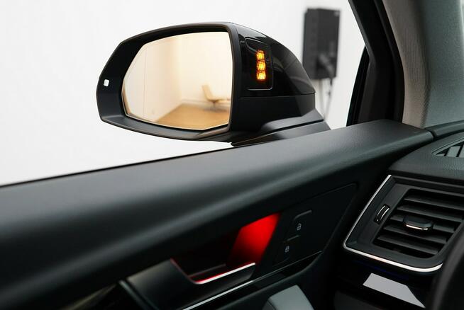 Audi Q5 40TDI Quattro Stonic VirtualPlus MatrixLed Kmera Tempomat CzerńPlus
