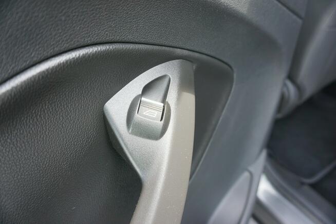 Ford Kuga 2.0 180KM 4X4 AWD, automat, bogate wyposażenie, rok gwarancji,