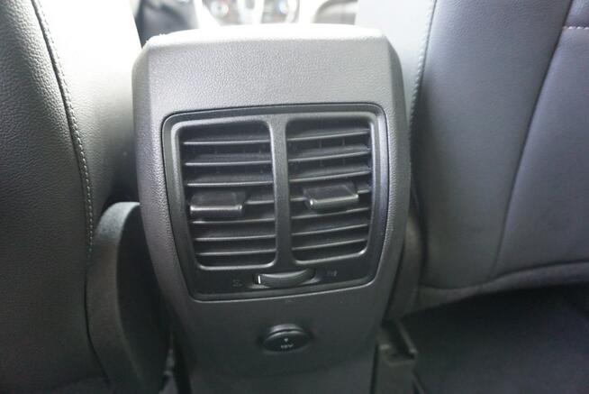 Ford Kuga 2.0 180KM 4X4 AWD, automat, bogate wyposażenie, rok gwarancji,