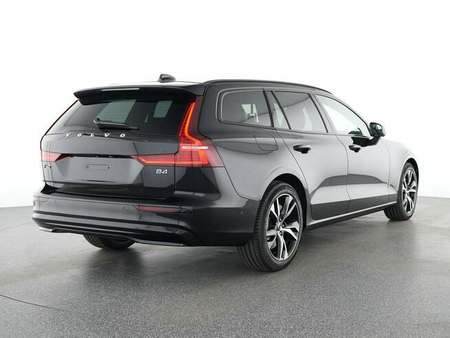 Volvo V60 B4(B) Plus Dark *Gwarancja*FV23%*