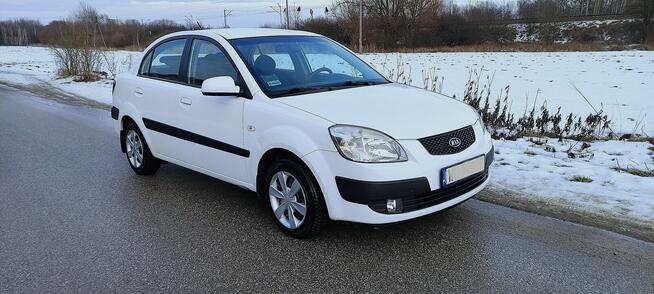 Kia Rio 1.4 Benz.97 KM. Klima.128 tys. sprawna.