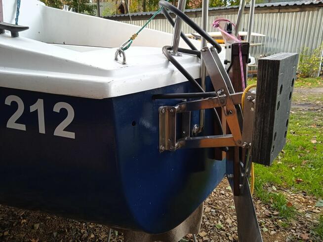 Sprzedam Jacht Foka 2 kompletny, gotowy do pływania.