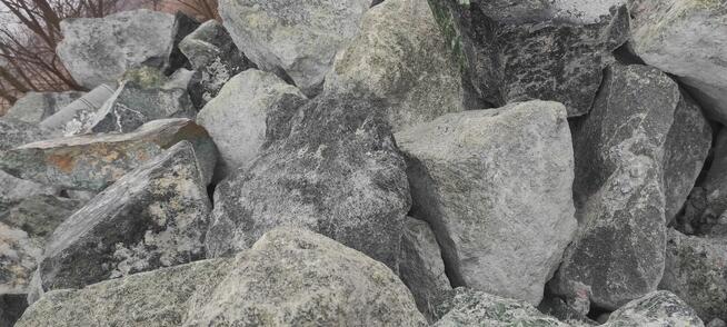 Bryła kamienna Zielona serpentynitowa. Ozdobna na skalniak.