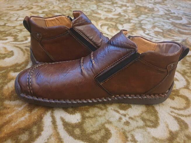 Sprzedam półbuty męskie.