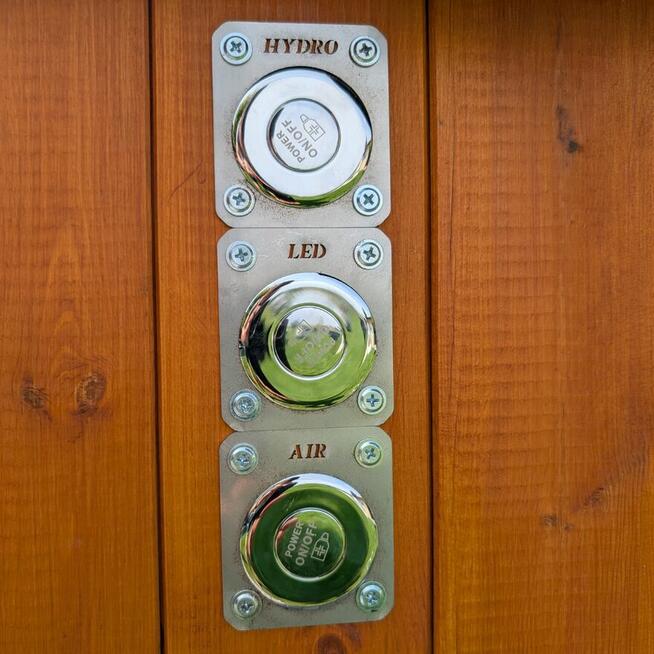 CAŁOROCZNE JACUZZI OGRODOWE SPA – HYDROMASAŻ I AEROMASAŻ