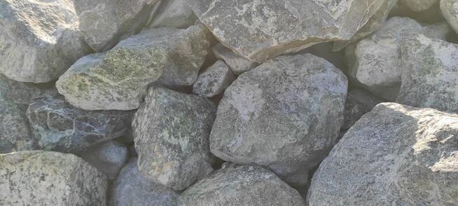 Bryła kamienna Zielona serpentynitowa. Ozdobna na skalniak.